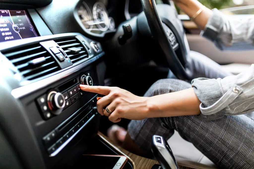 純正ディスプレイオーディオのカスタマイズ | CORNO | 富山県砺波市の